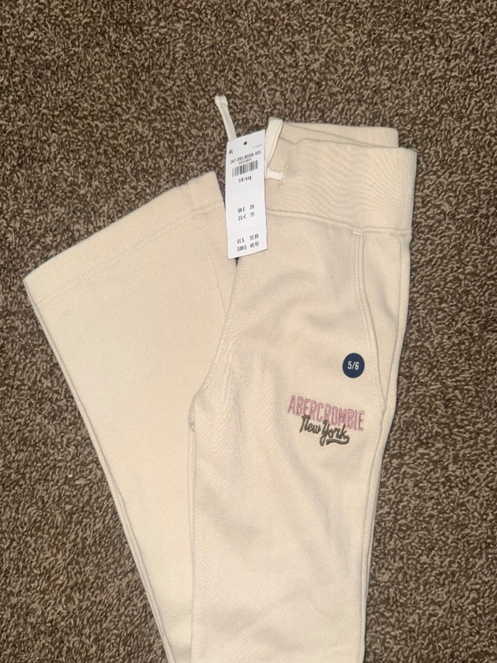 Abercrombie Kids Sweatpants Size 5/6 – Cream Logo Joggers NWT
